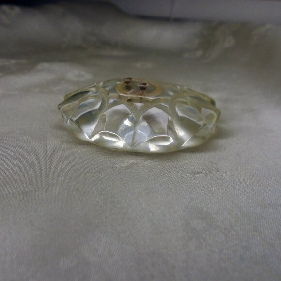 Big Vintage Carved Lucite Piece to Recycle or Upcycle _ Clear Mandala - Picture 3 of 12